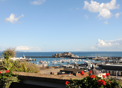 Strand auf Guernsey